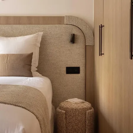 Charming With Ac - 2p- Musee Du Louvre Párizs